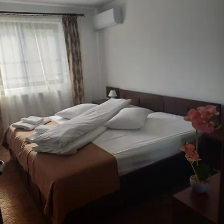 Pensiunea Magura Ocnei Pensjonat Tîrgu Ocna